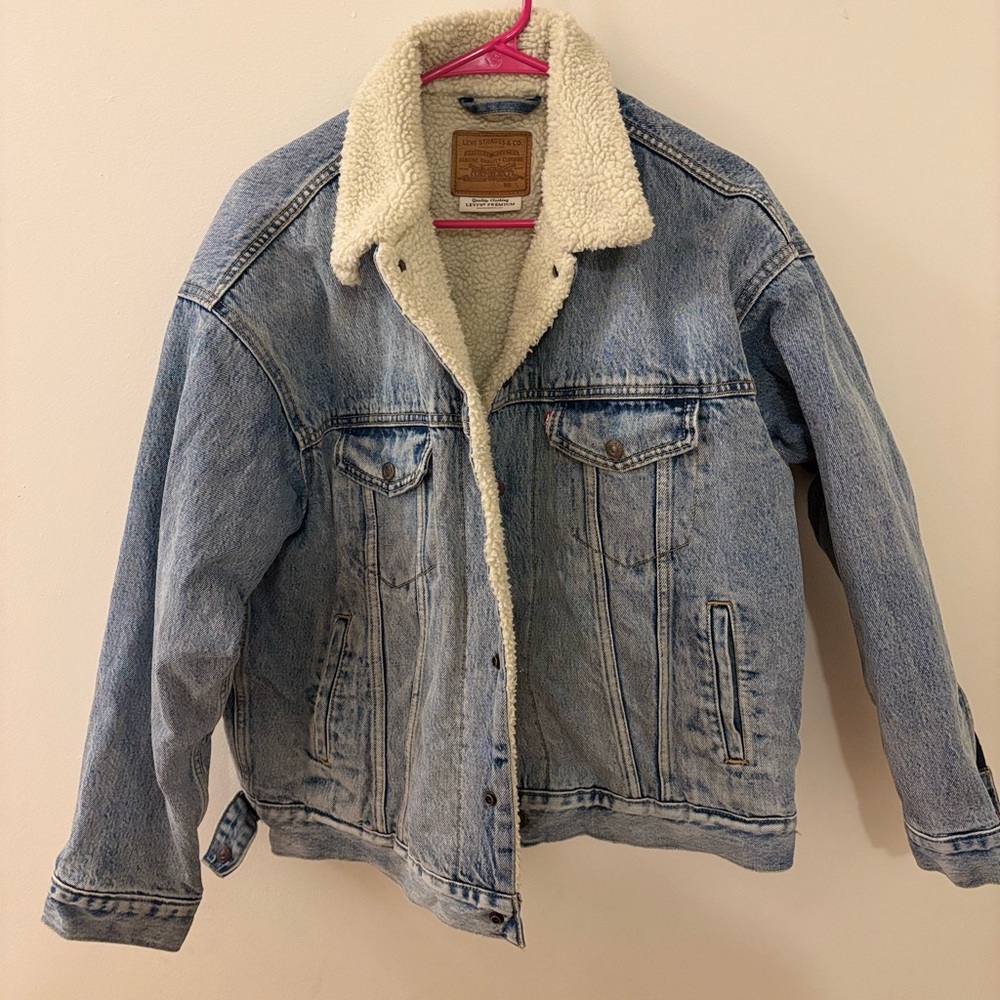 Levi's Light Blue Denim Jacket with Cream Sherpa